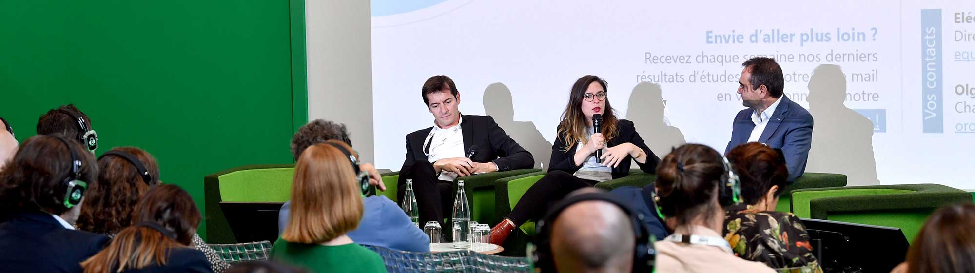 Salle de conférences sur le salon Siec